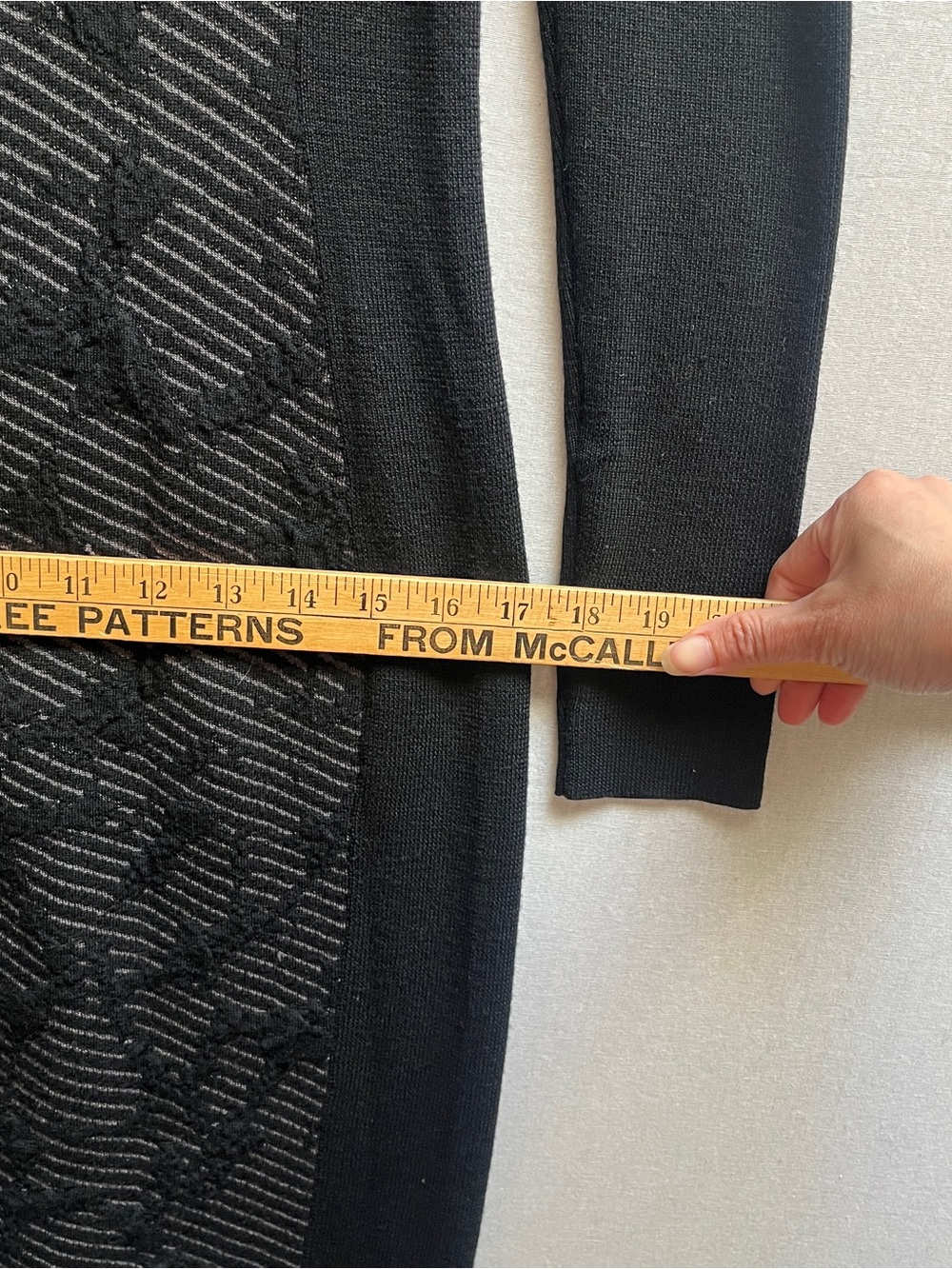 Hugo Boss wool knit long sleeve crewneck sweater dress Sz M - Picture 6 of 12